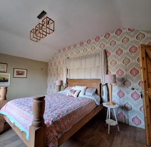 스탠다드 룸 가든 전망, Private Suite At Llanddinog House Near Solva