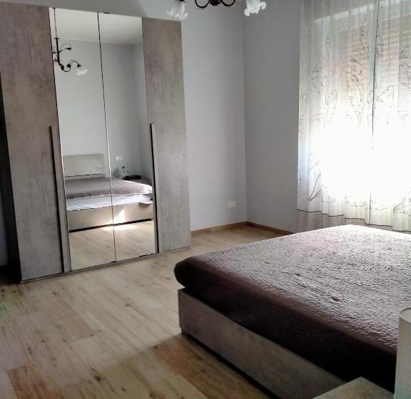 اتاق استاندارد, Serendipity B&b