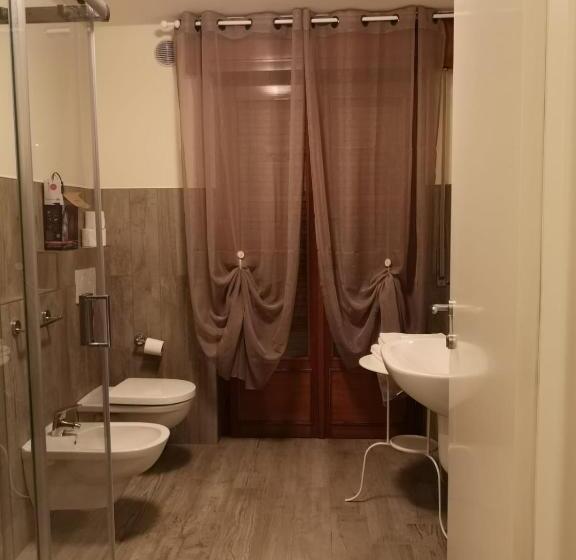 اتاق استاندارد سه نفره, B&b Villa Bianca