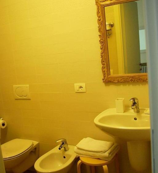 اتاق استاندارد سه نفره, B&b Villa Bianca