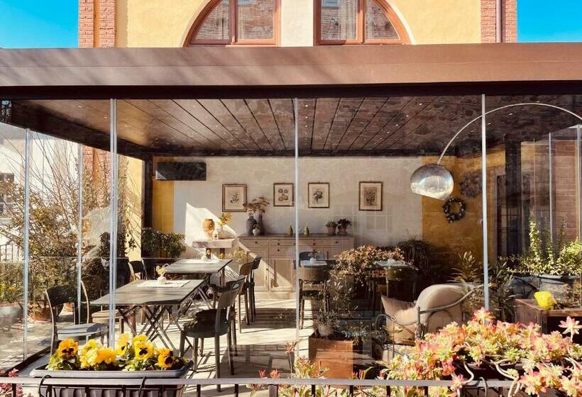 اتاق استاندارد, Spazio[bianco]