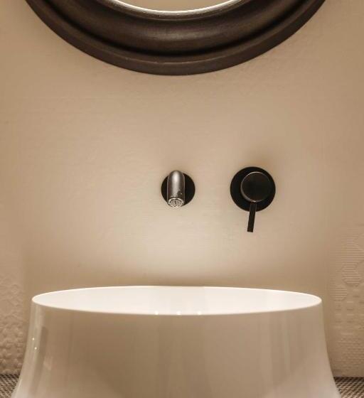 استودیوی استاندارد, Spazio[bianco]