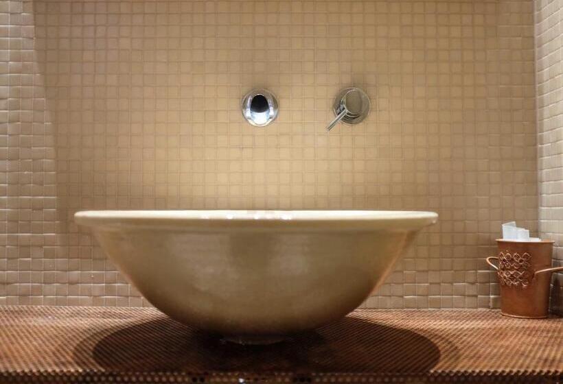 استودیوی استاندارد, Spazio[bianco]