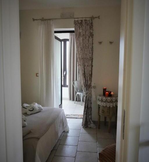 Номер Стандарт Трехместный, Bed & Breakfast Al Borgo