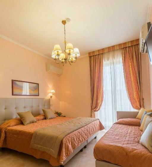 Номер Стандарт Трехместный, Aquila