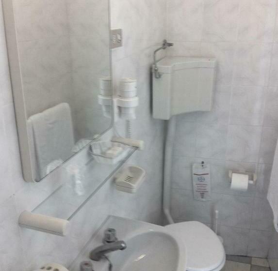 Quarto Triplo Estandar, Ideal