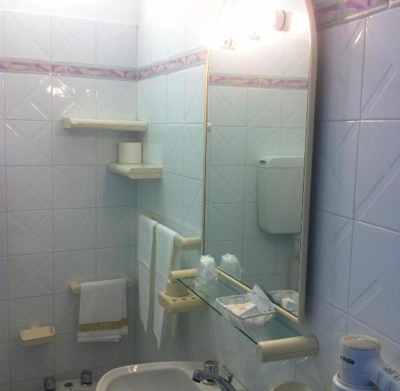 Quarto Triplo Estandar, Ideal