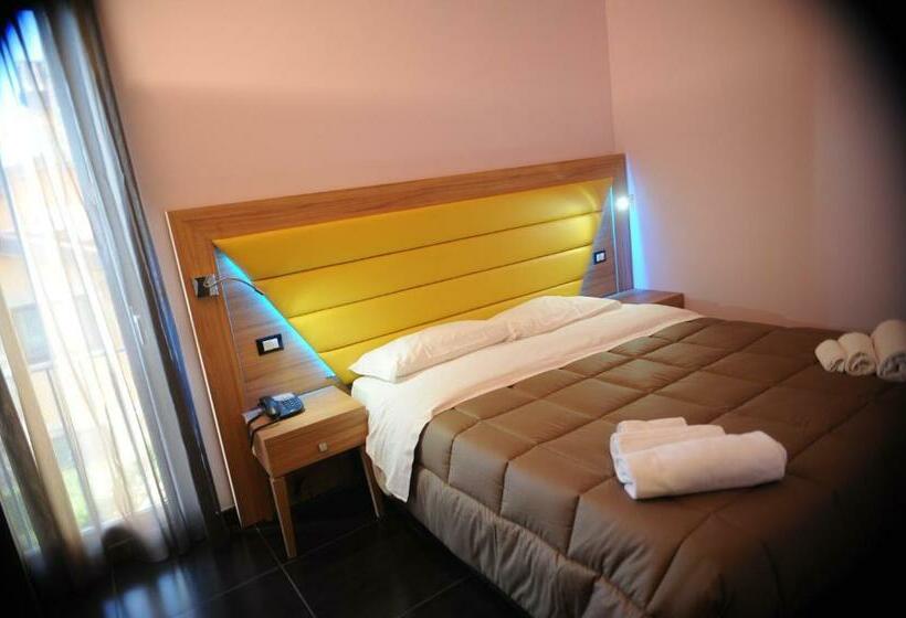 Номер Стандарт, Ostia Antica Suite B&b