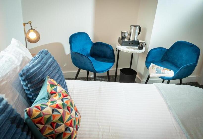 Номер Стандарт, Kings Arms Suites   Deluxe Room   En Suite   Self Check In
