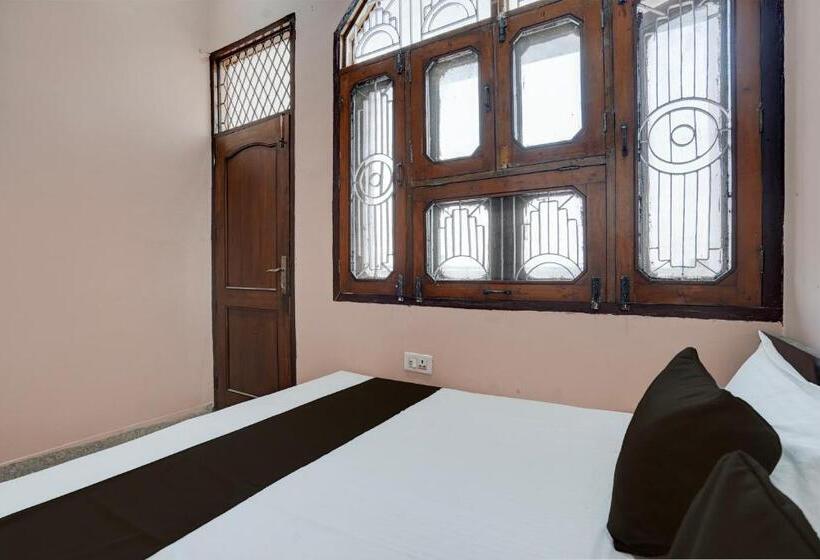 Номер Стандарт, Spot On Guest House