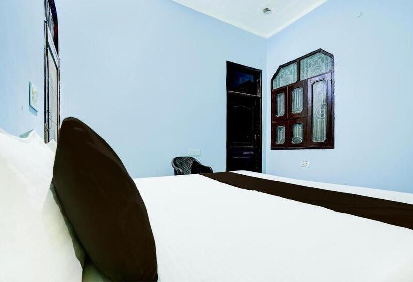 Номер Стандарт, Spot On Guest House