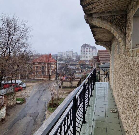 اتاق استاندارد, Odessa 14