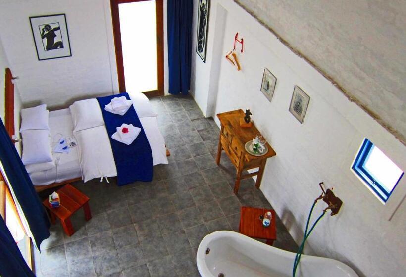 اتاق اکونومی, Alternative Space B & B