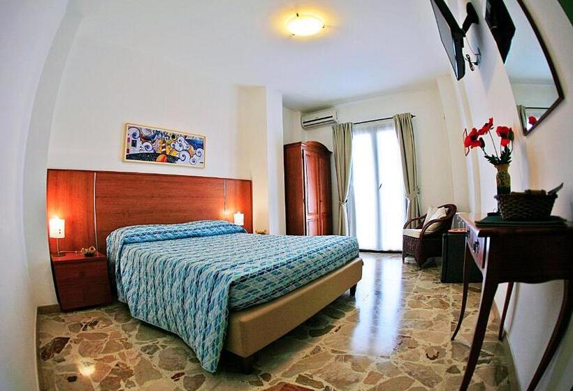 Номер Superior Вид на Море с Балконом, B&b La Veduta