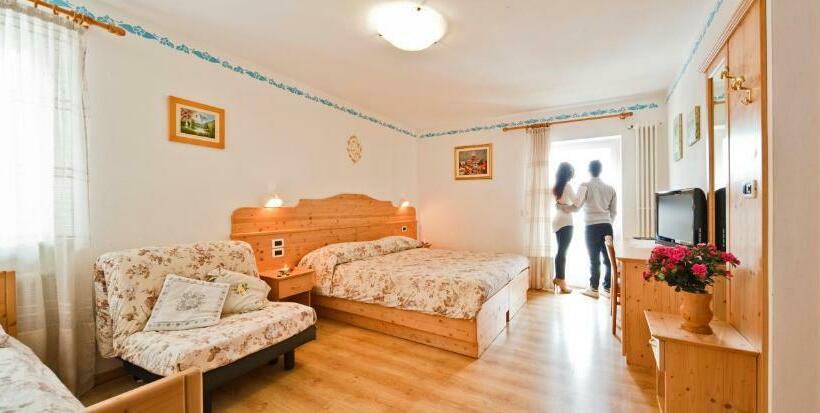 스탠다드 트리플 룸, Albergo San Rocco