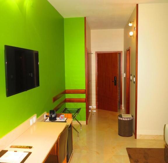 Номер Deluxe, Castelo Branco