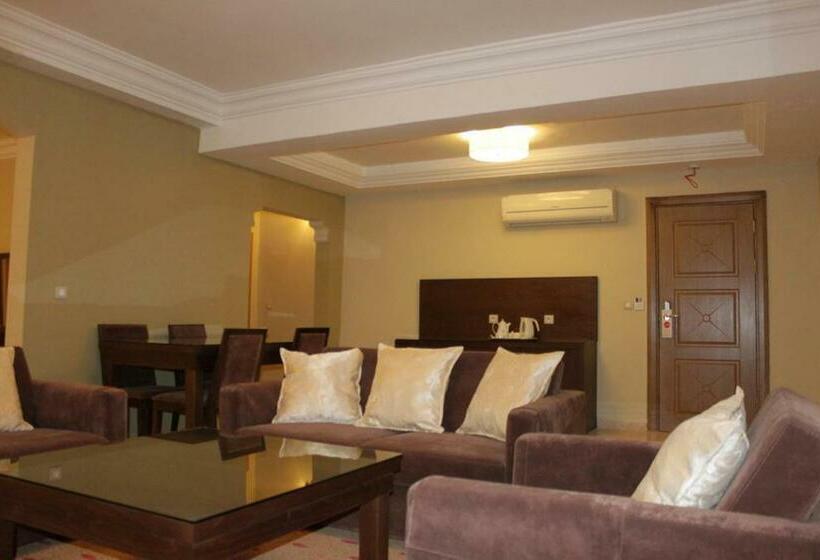 سوییت جونیور لوکس, Mauricenter Nouakchott