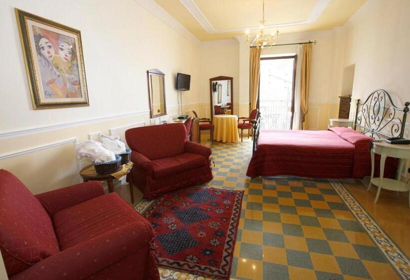 Полулюкс Вид на Море, Palazzo Krataiis