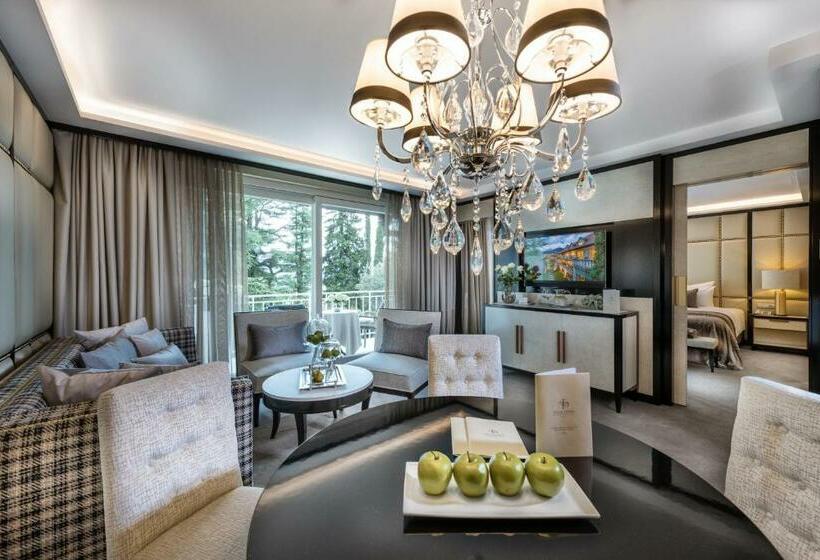 מיטת קינג בסוויטה, Villa Eden A Member Of Leading Hotels Of The World