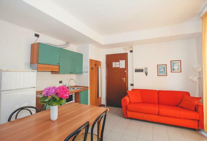 Апартаменты 1 Спальня, Residence Il Monello