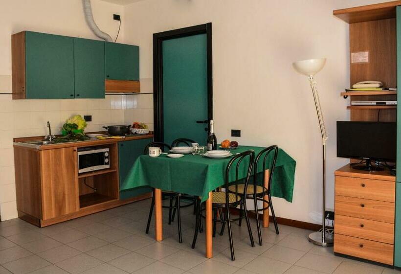 Апартаменты 1 Спальня, Residence Il Monello