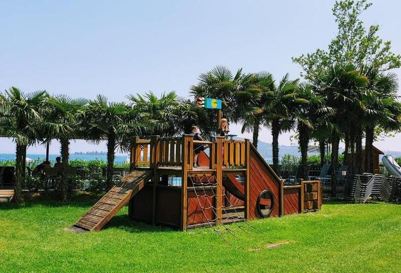 标准工作室, Residence Villalsole