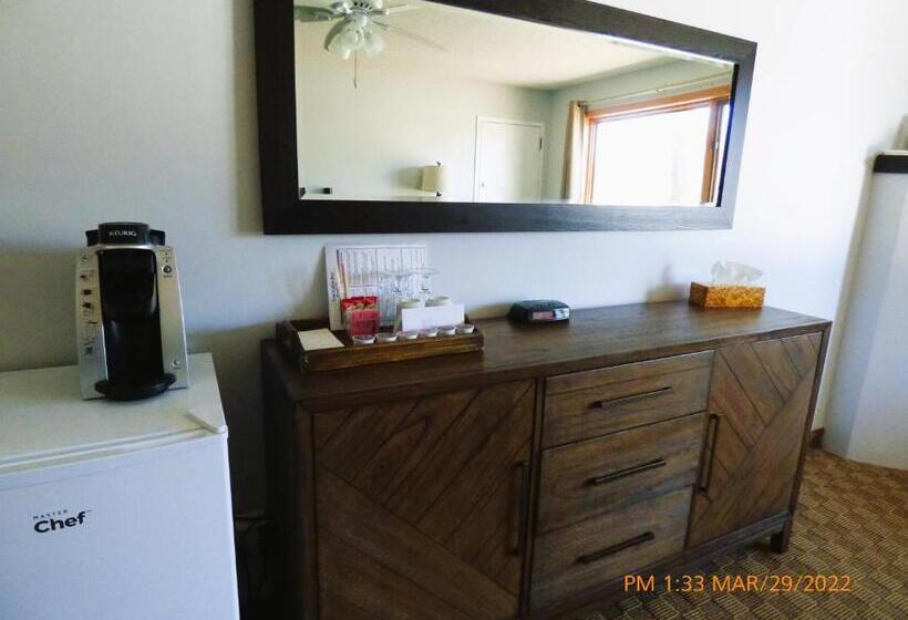 Quarto Estandar com Vistas, Log Cabin Inn