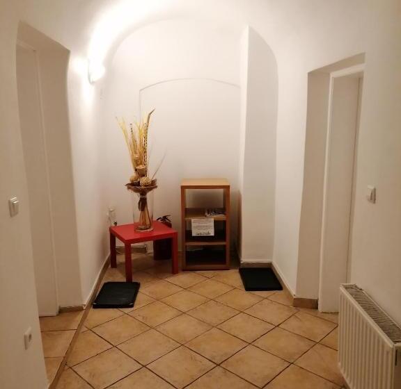 Apartament 1 Sypialnia, Cukrarna Guest Accommodation