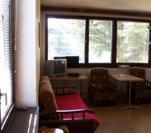 Apartamento 2 Dormitórios, Robotnícka Ubytovňa Bodice 104