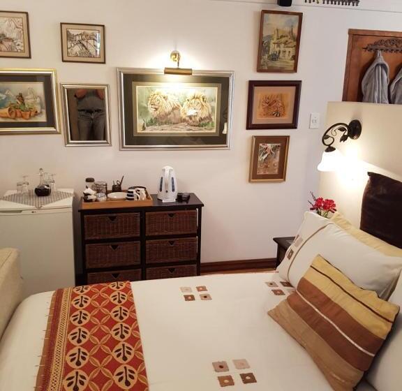 Люкс, Art Gallery Guest House