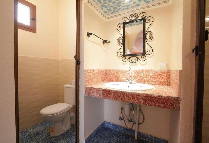 غرفة قياسية, Kasbah Taborihte
