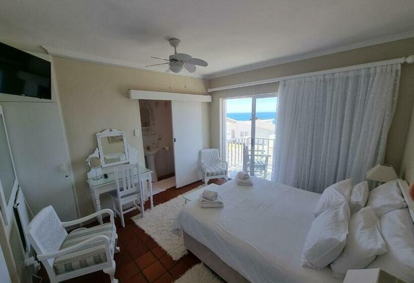Номер Стандарт Вид на Море с Балконом, The Bay Lodge