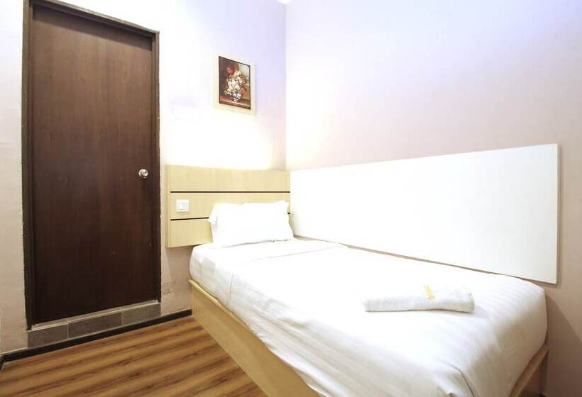 Номер Стандарт Индивидуальный, Grand Kapar Hotel Klang Sentral