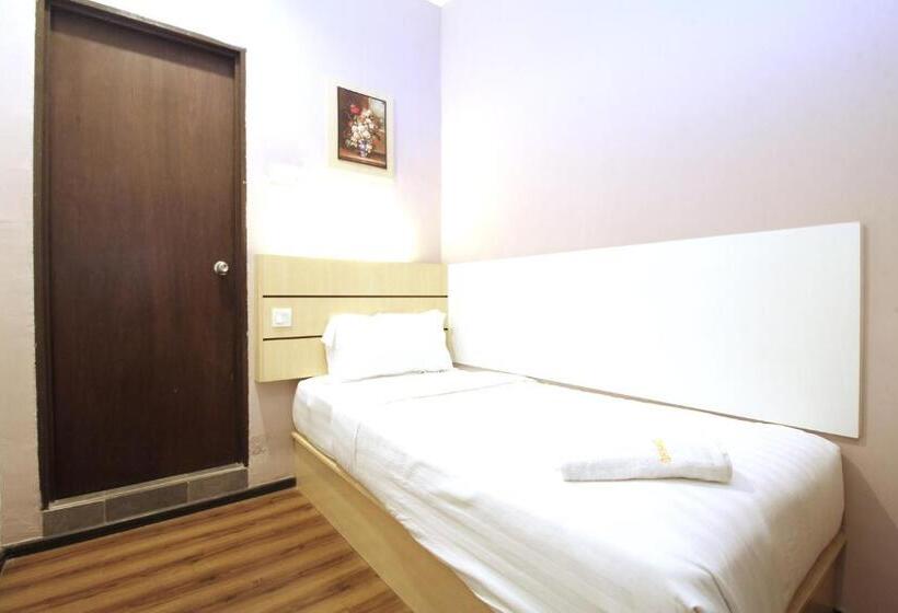 Номер Стандарт Индивидуальный, Grand Kapar Hotel Klang Sentral