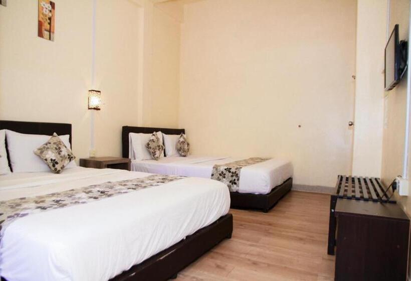 Семейный Номер, Myra Hotel Mersing