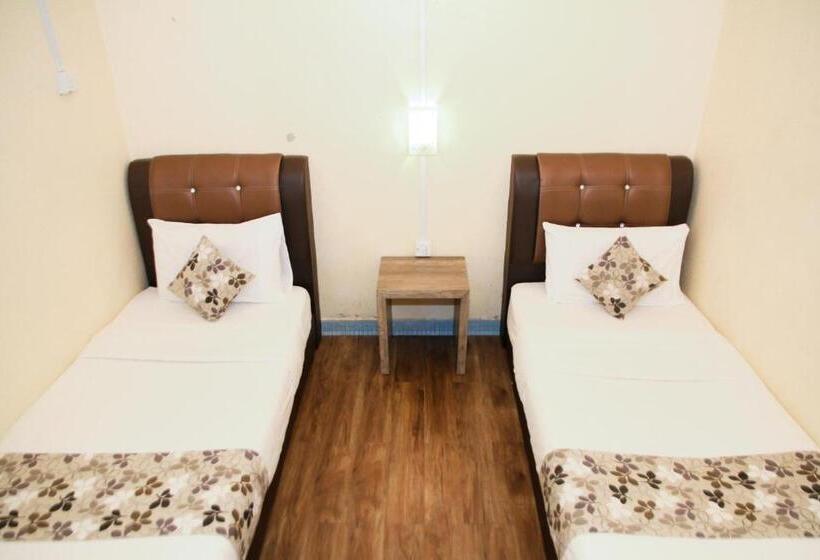 스탠다드 룸 공동 욕실, Myra Hotel Mersing