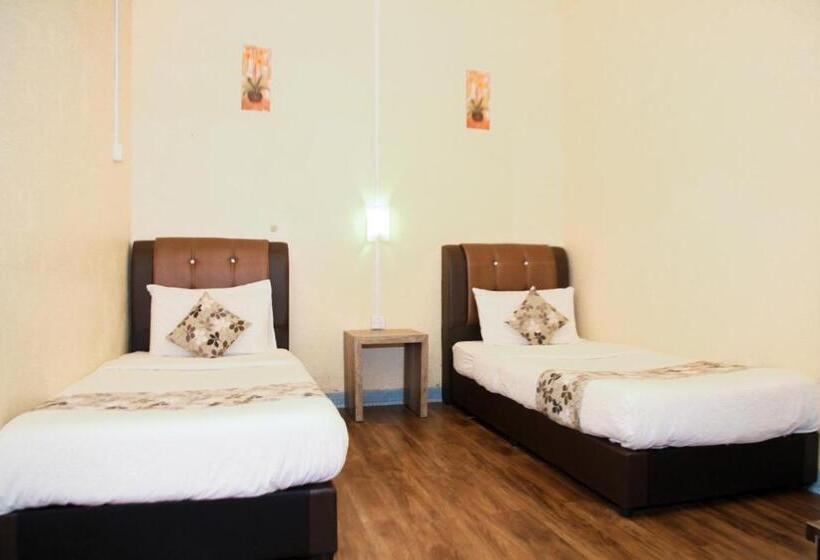 Номер Стандарт Совместная Ванная, Myra Hotel Mersing