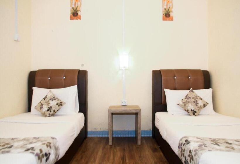 스탠다드 룸 공동 욕실, Myra Hotel Mersing
