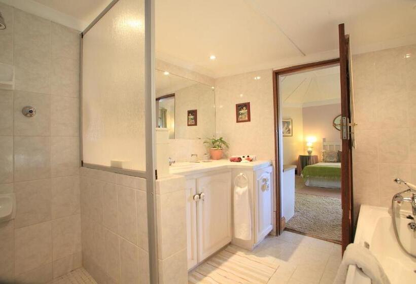 Номер Стандарт Трехместный, Mont Fleur B&b