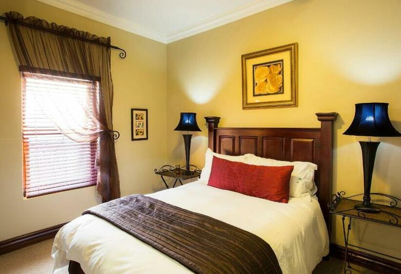 Номер Deluxe, The Royal Palm B&b