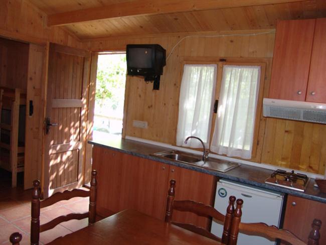 Бунгало Стандарт, Camping Ribera Del Ara