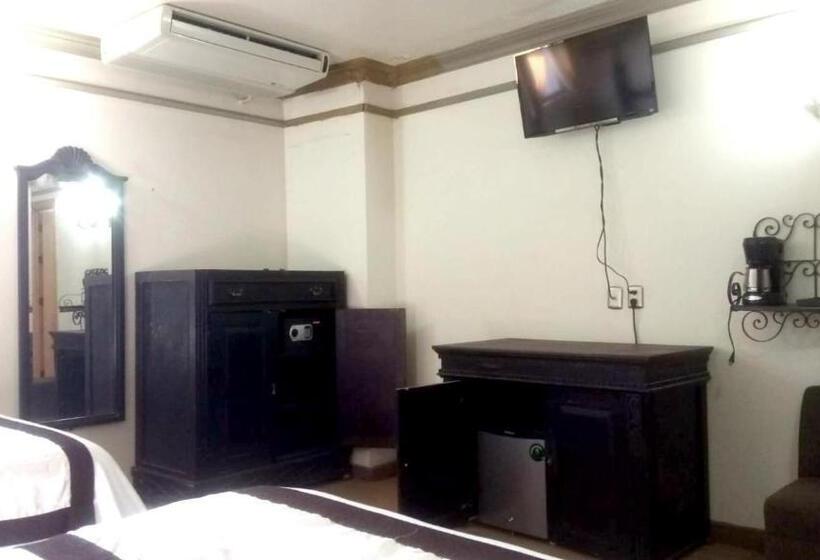 Standaardkamer met 2 Tweepersoonsbedden, Hacienda Los Narcisos