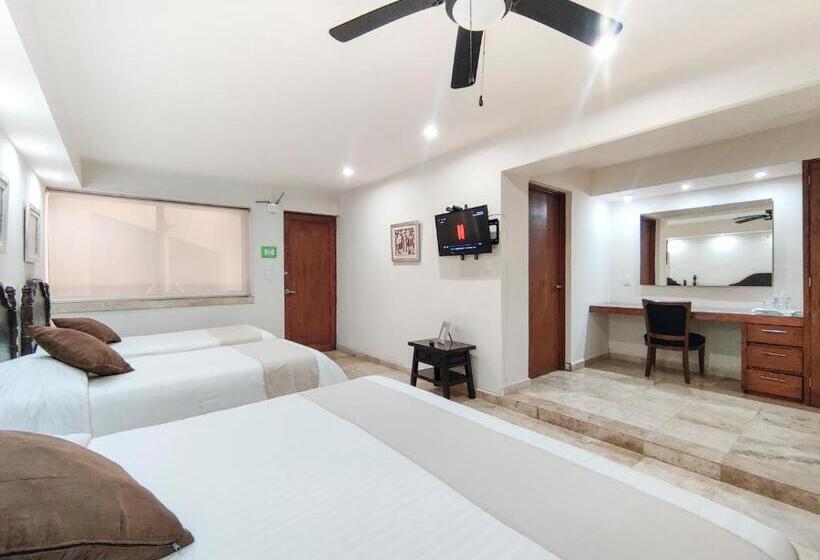 غرفة قياسية رباعية, Rancho La Joya