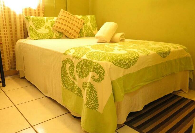 Номер Стандарт Совместная Ванная, Panama House Bed & Breakfast