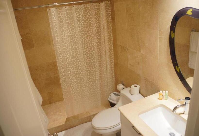 2침실 아파트 정원구비, The Hamilton Beach Villas & Spa