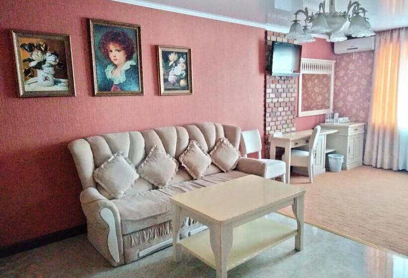 سوییت جونیور, Sapsan