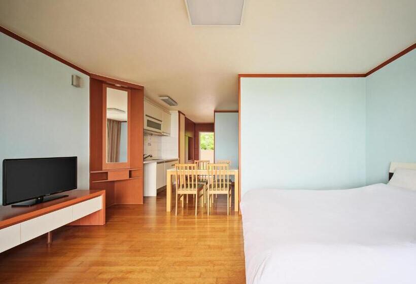Вилла с 1 спальней и бассейном, Gyeongju Mauna Ocean Resort