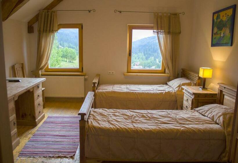 Номер Стандарт, Korunka
