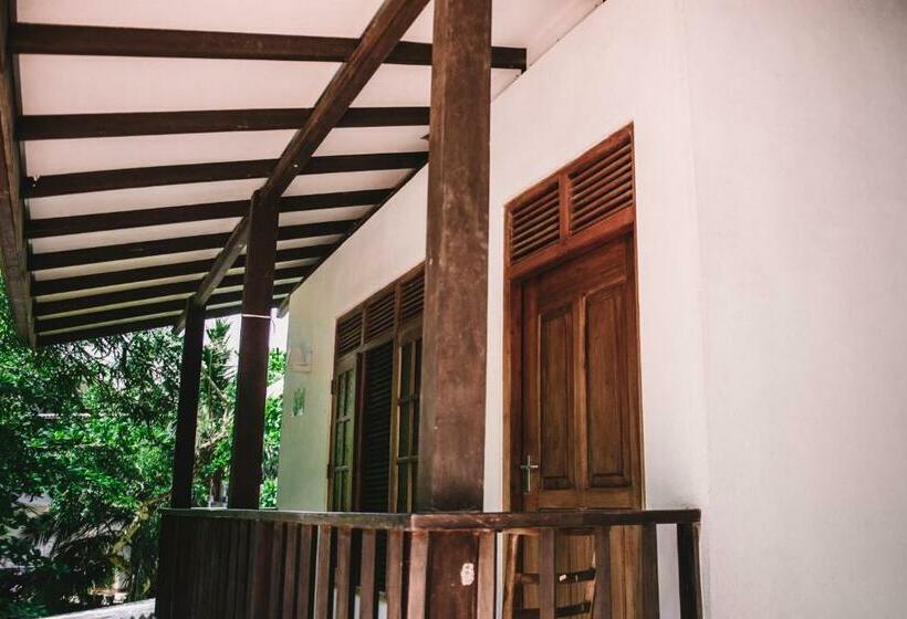 Апартаменты 1 Спальня, Kadolana Guest House