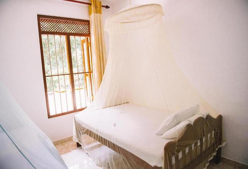 Номер Стандарт, Kadolana Guest House